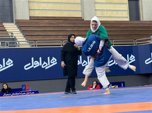 اظهار نظر کشتی گیران و مربیان حاضر در هشتمین دوره رقابت های آلیش بانوان قهرمانی کشور (فیلم)